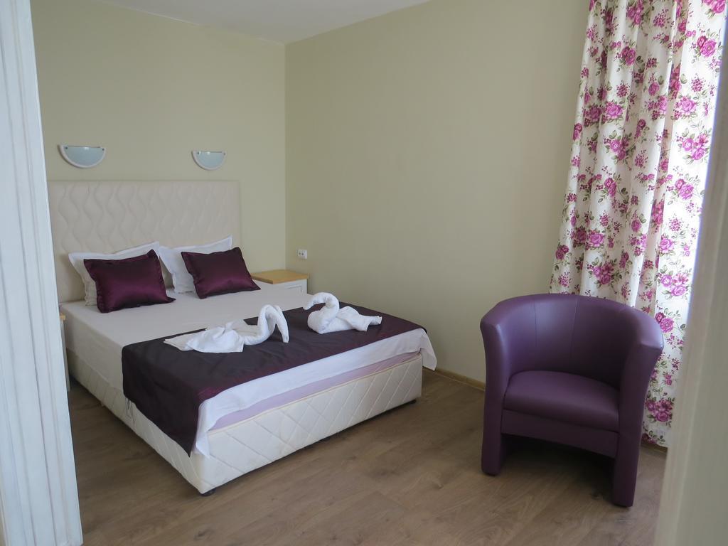 Family Hotel Sofi Sozopol Rum bild