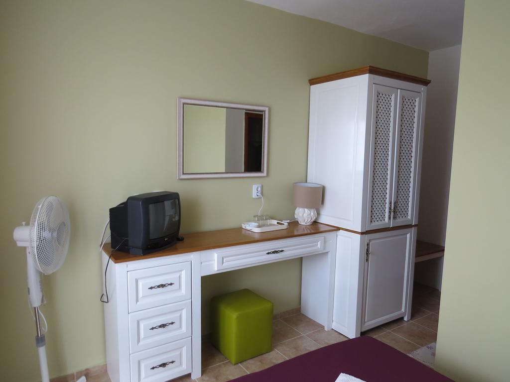 Family Hotel Sofi Sozopol Rum bild